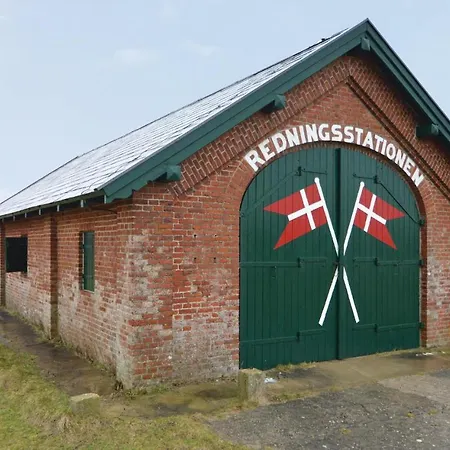 Two-bedroom In Lägenhet