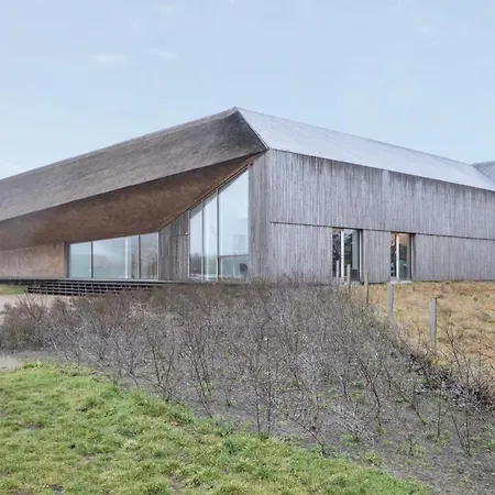 Two-bedroom In Lägenhet